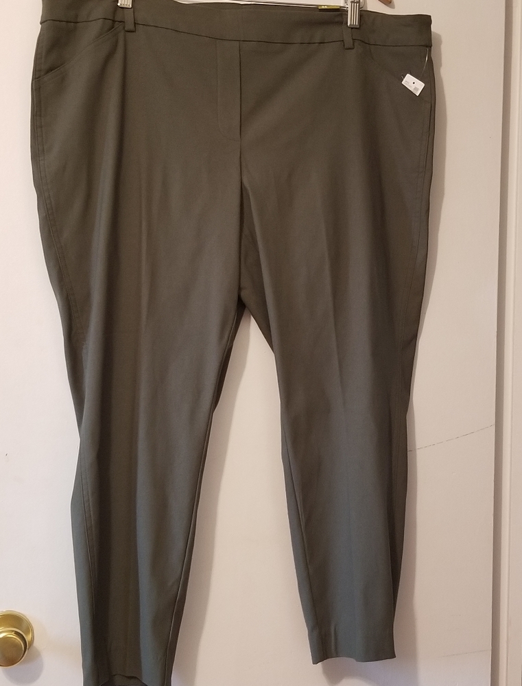 💥SIZE 22 ANKLE PANTS